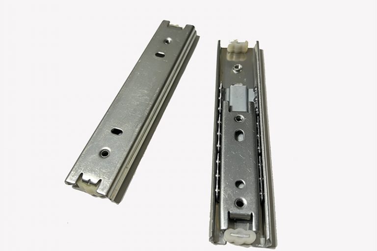Slide rail for automobile Slide rail for automobile